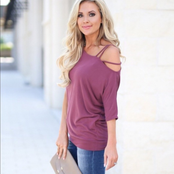 Last One! Price Drop! Red Off the Shoulder Top - Picture 2 of 7